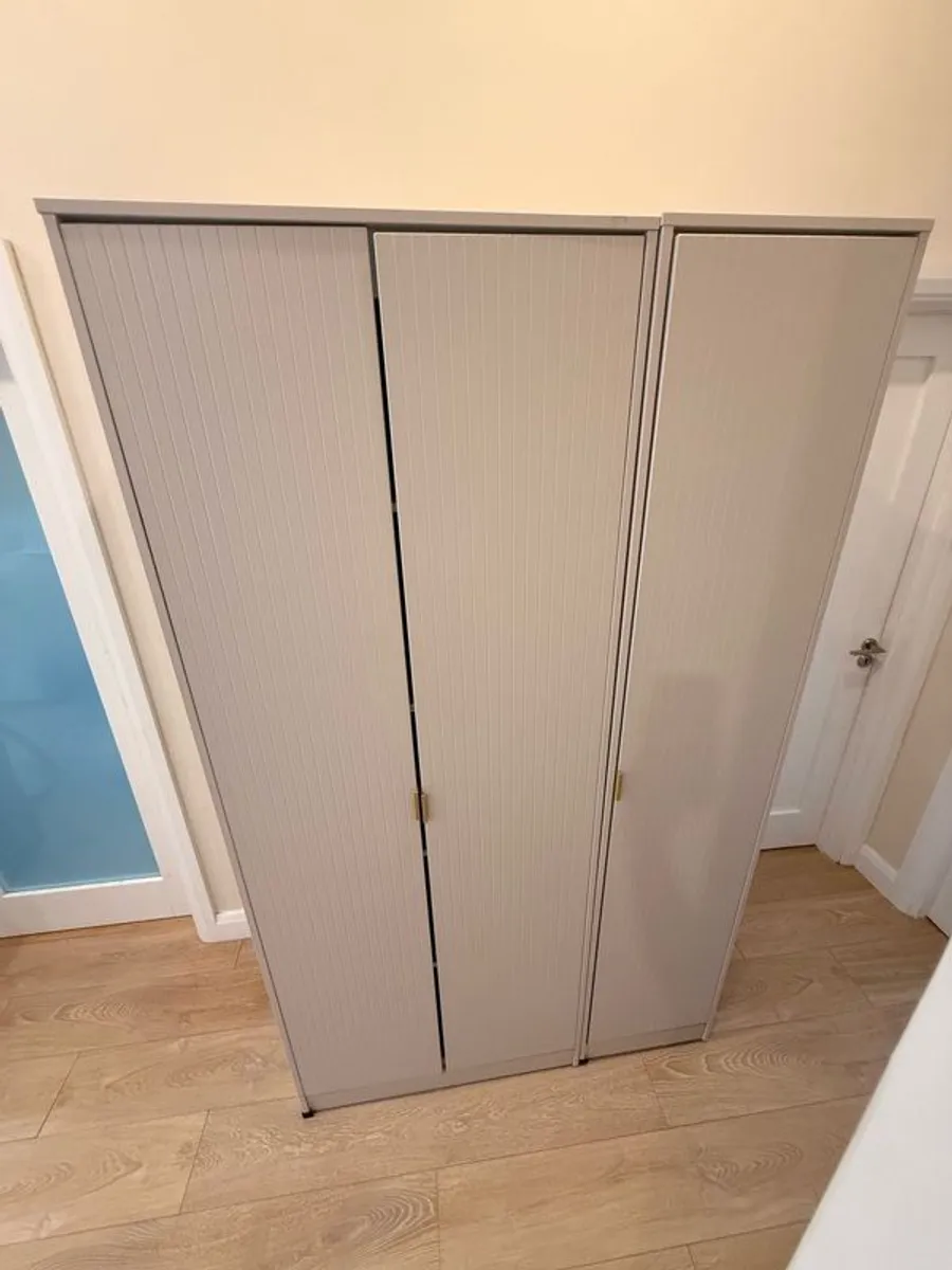3 Door Wardrobe - Image 1