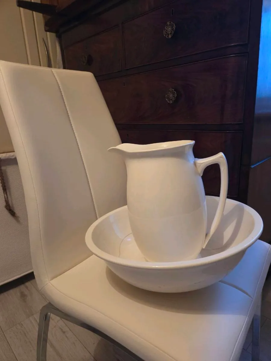 Wash Basin & Jug Set - Image 1