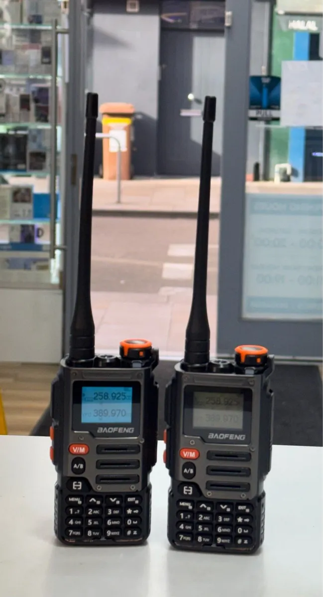 Walkie Talkie Walkie Talkie walkie talkie Walkie - Image 1