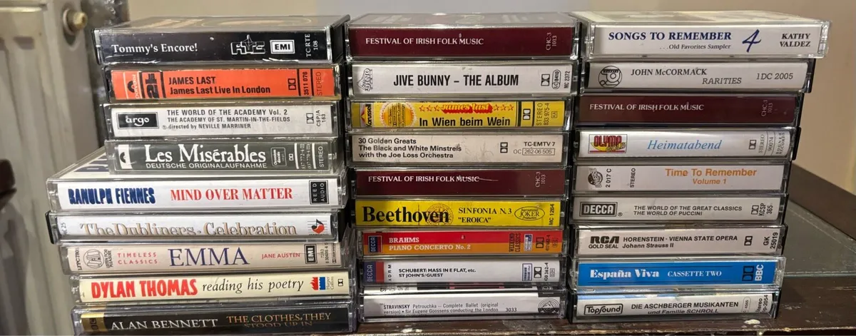 Original album cassettes - Image 2