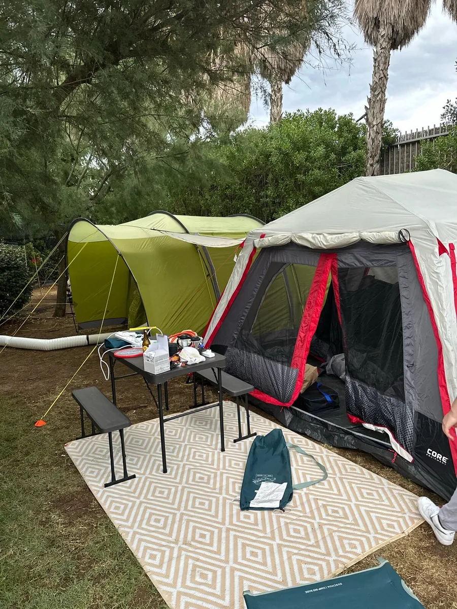 10 man pop up tent - Image 3