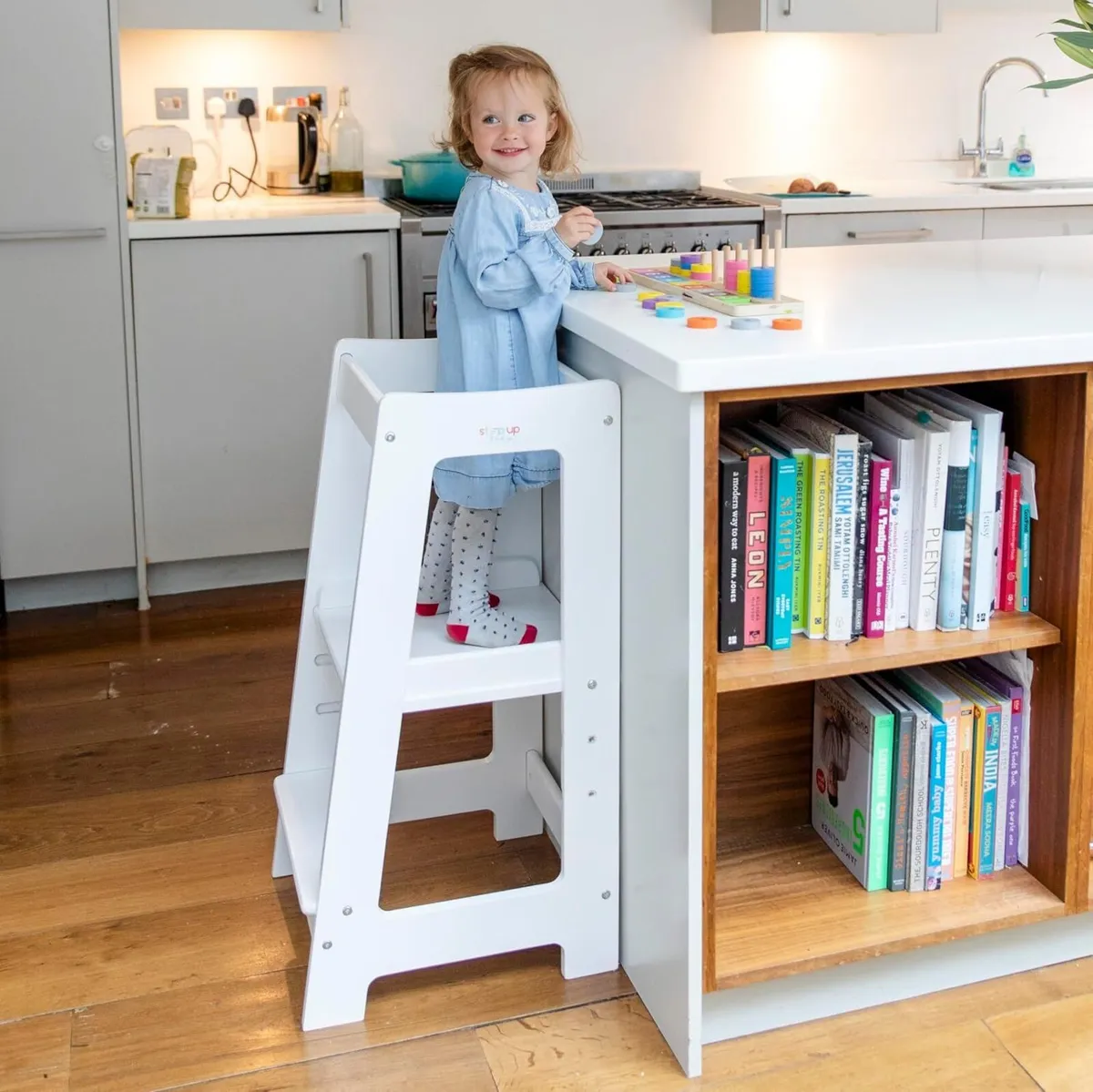 Toddler Tower 3-Level Adjustable Wooden Step - Image 2