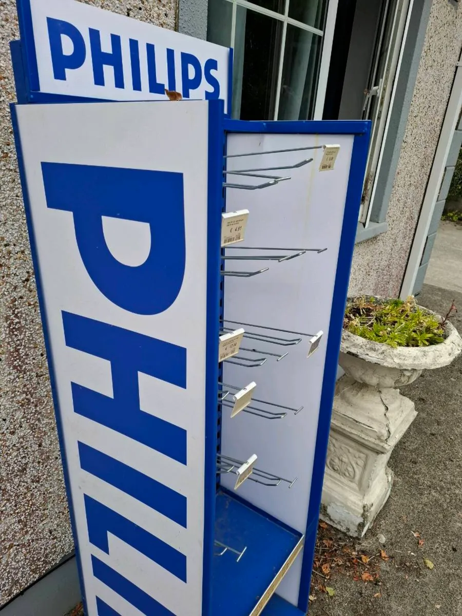 Shop shelve - Image 1