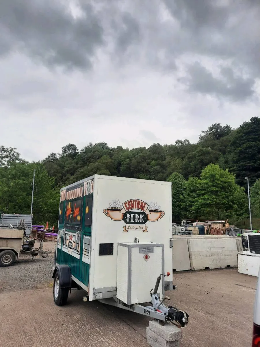 Mobile catering trailer - Image 2