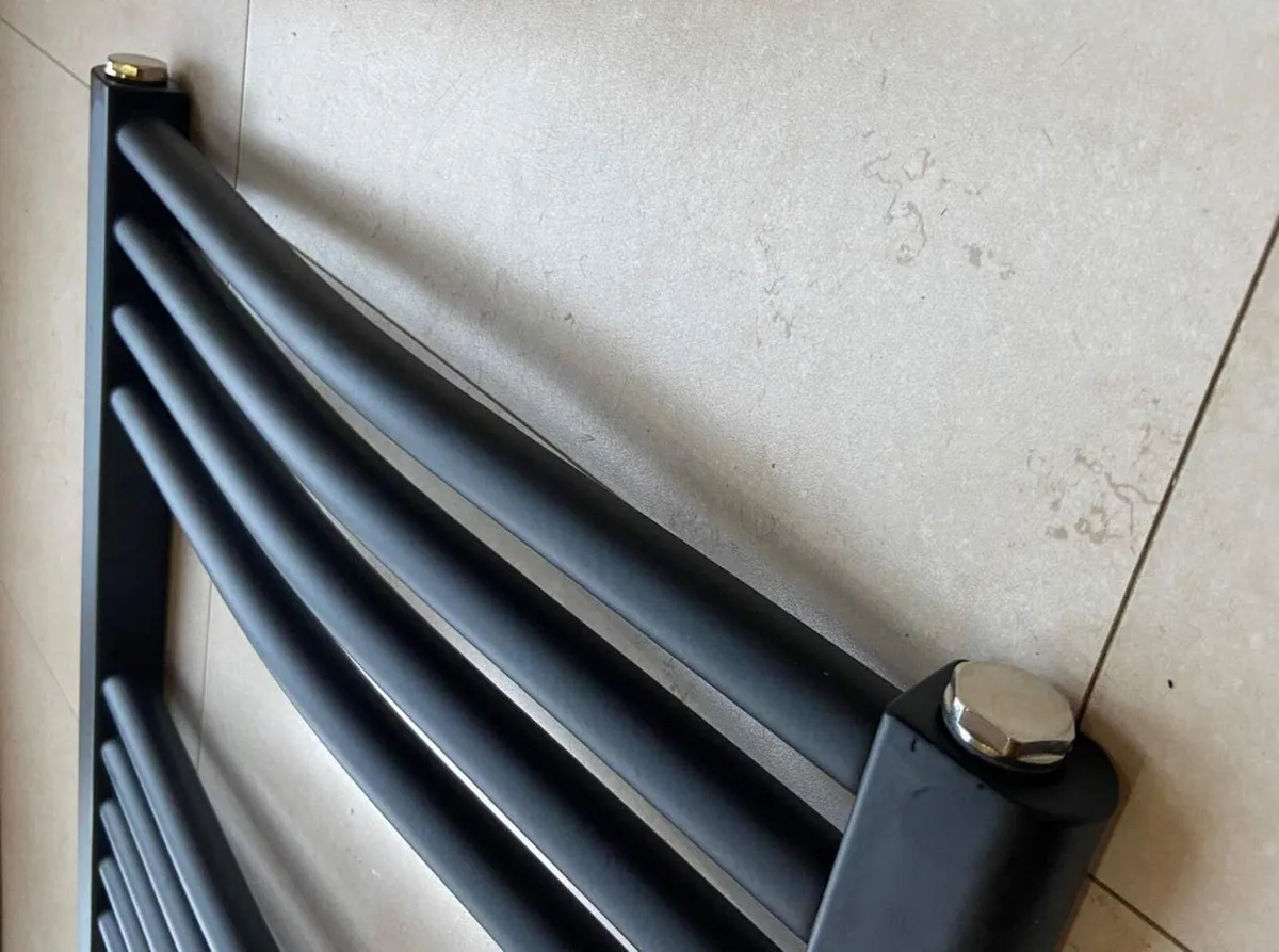 500W X 800h Electric Curved Heated Towel Rail - Image 3