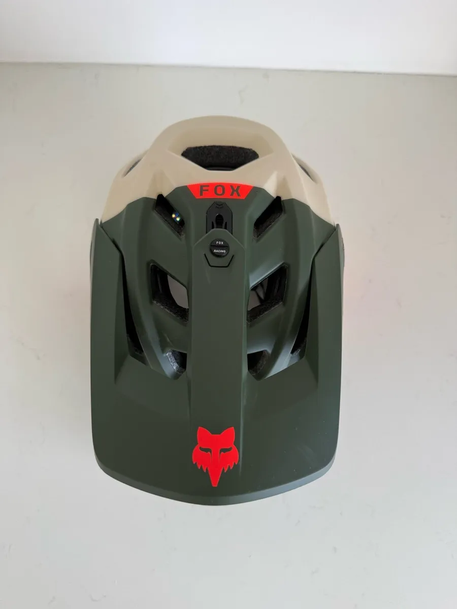 Fox Racing Proframe RS Helmet - used once - Image 3