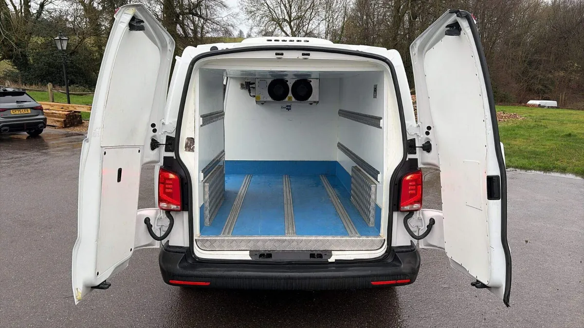 VB - 2024 Volkswagen Transporter Refrigerated Van - Image 2
