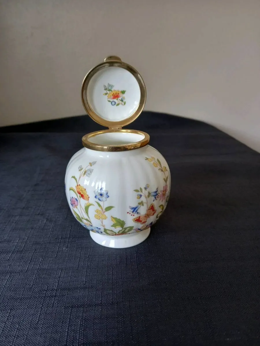 2 Aynsley China Trinket Pot's with lid's - Image 3