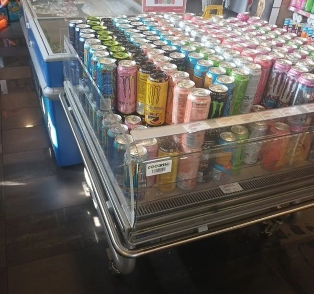 Chiller island fridge - Image 2