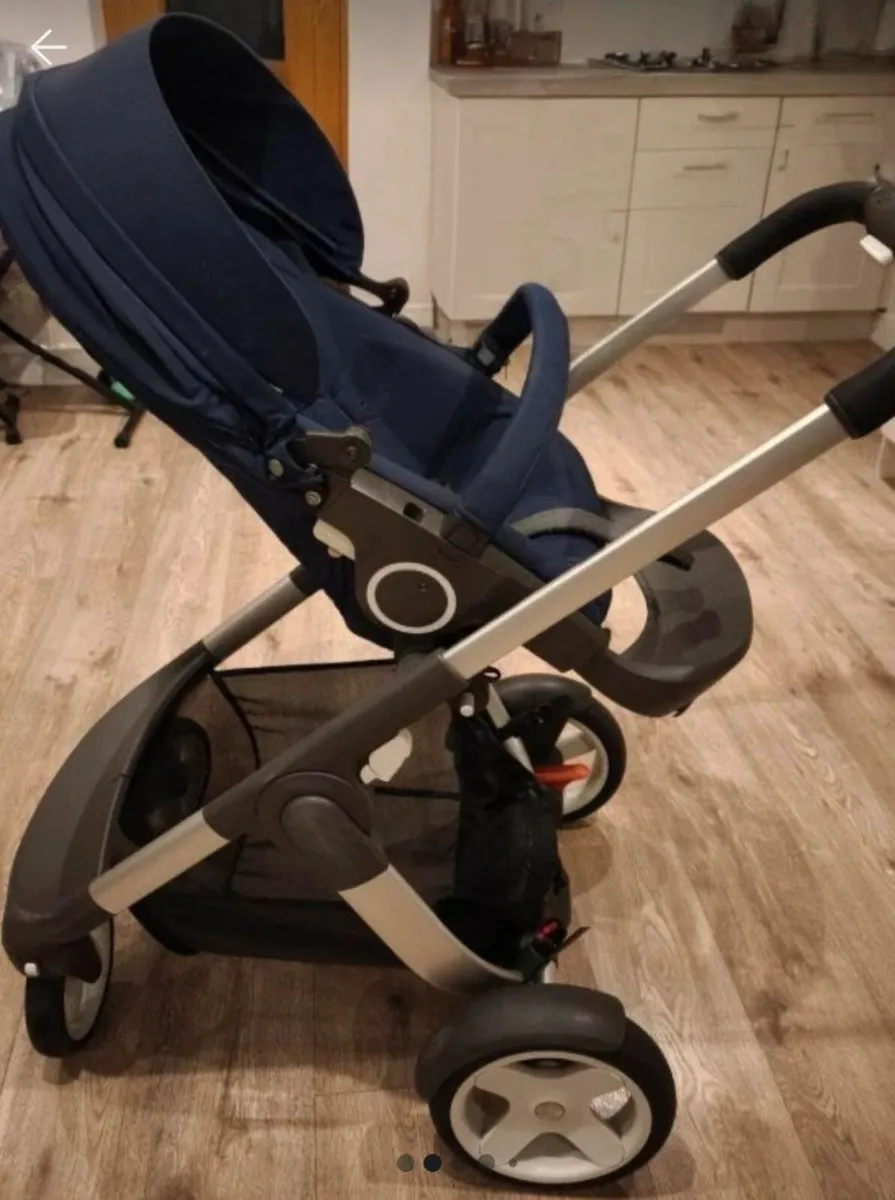 Stokke Crusi Complete Travel System - Image 1