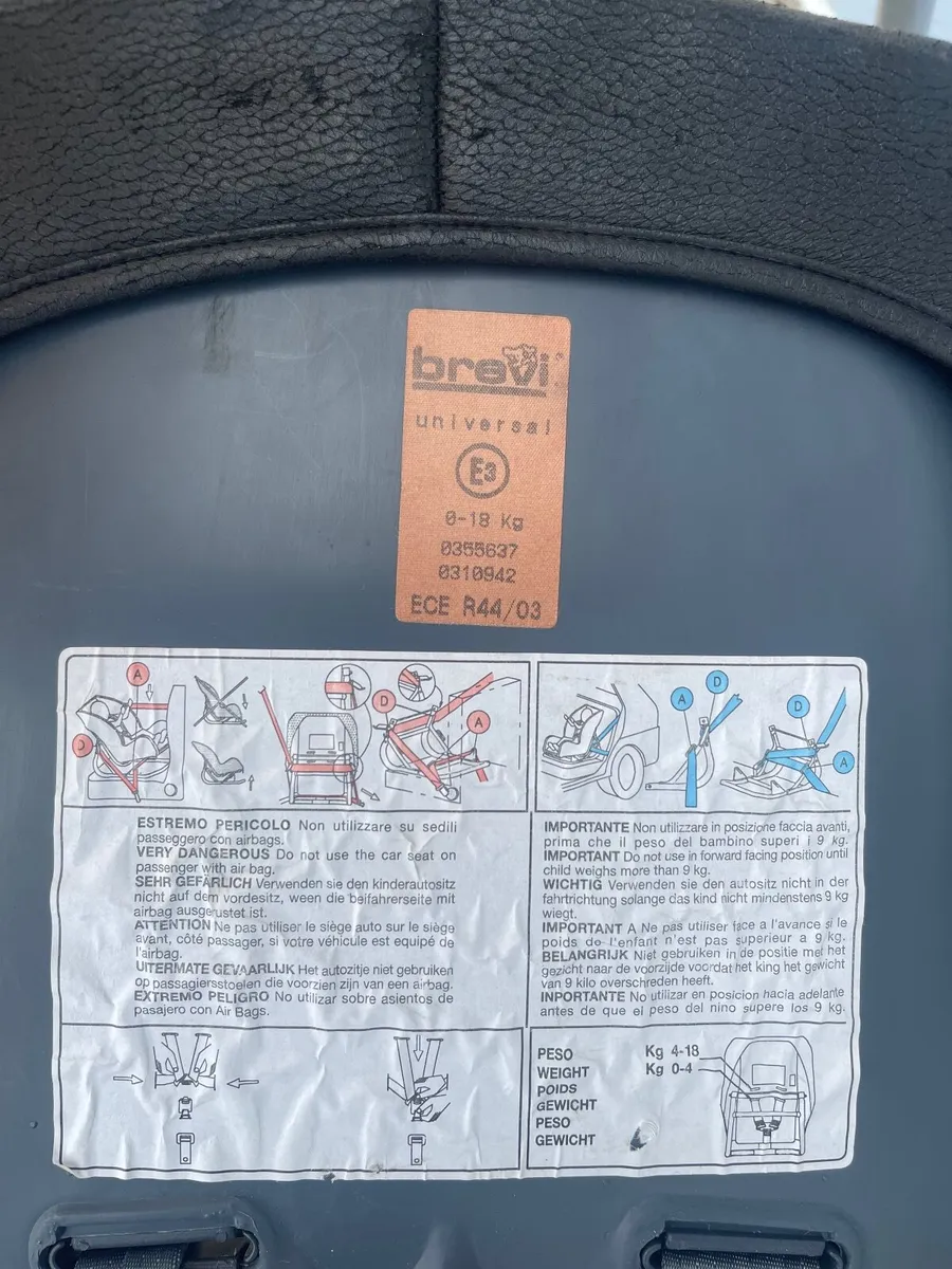 FREE Baby car seat - Image 3
