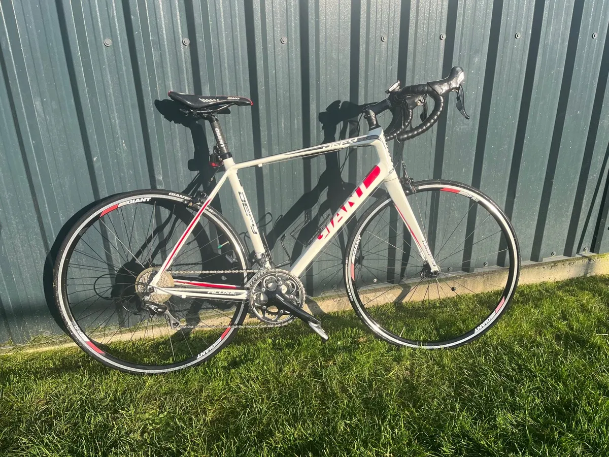 Giant Defy Bike for Sale - Image 1