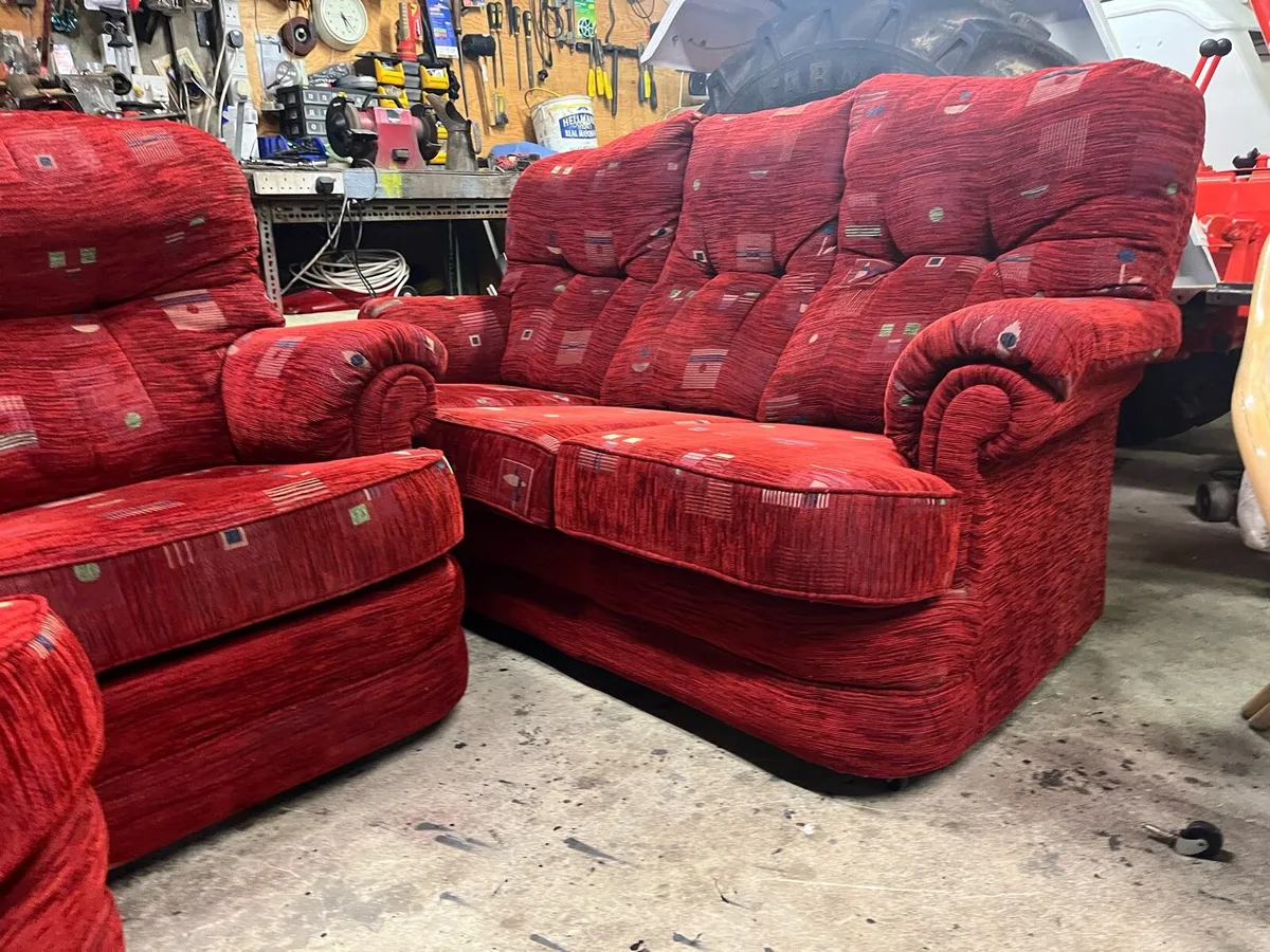 Three piece Sofa - Image 3