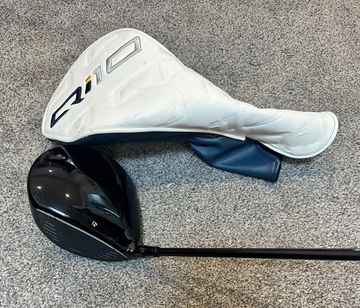 Taylormade Qi10 10.5 degree regular shaft driver - Image 1