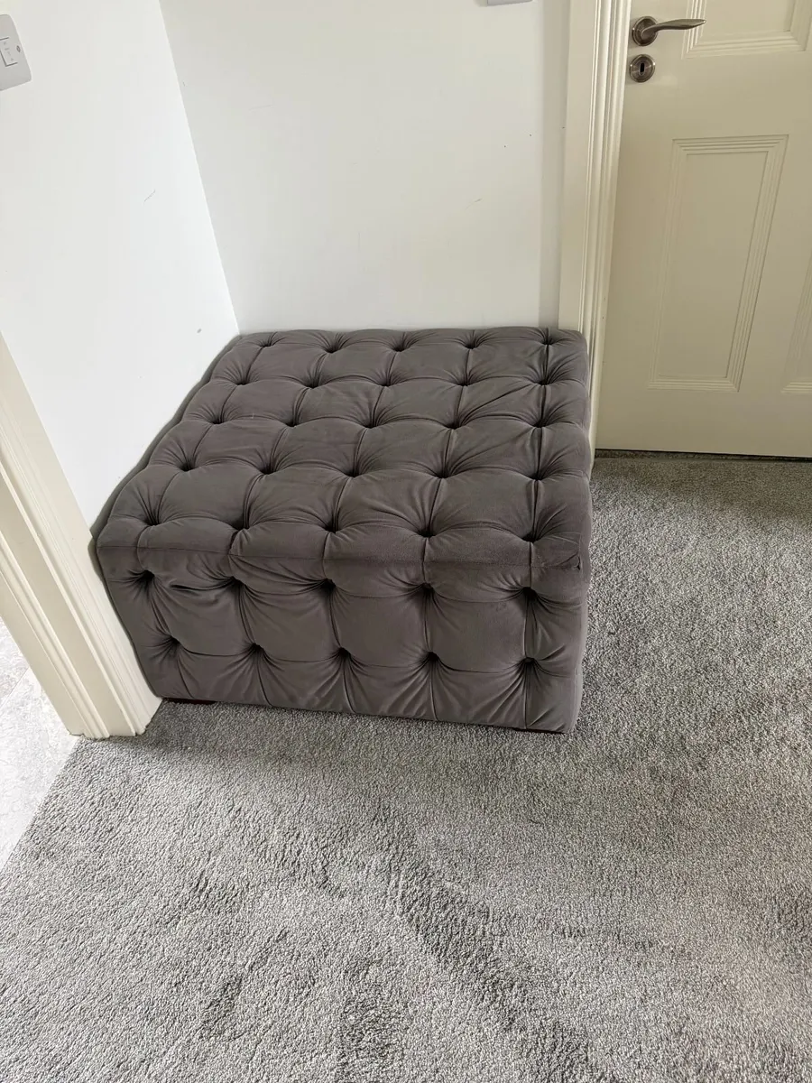 Large Tufted Ottoman Pouffe - Image 2