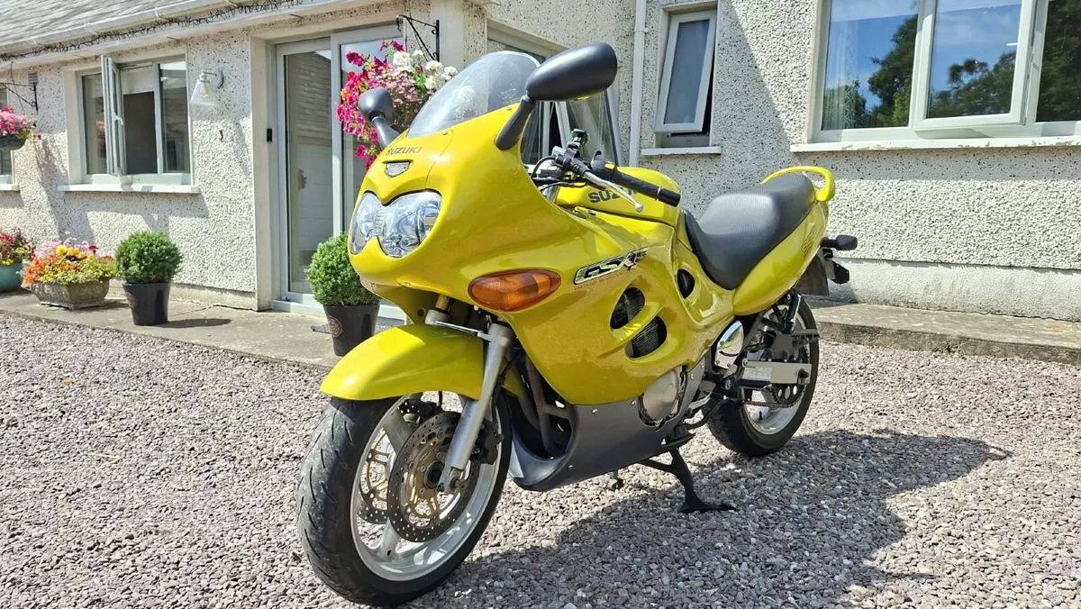 Suzuki GSX 600 F Katana - Image 2