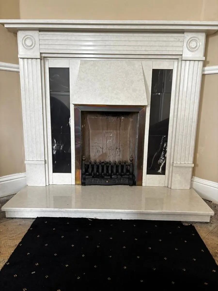 Classical Marble Fireplace Surround, Complete with Hearth & Cast Iron Grate - Image 1