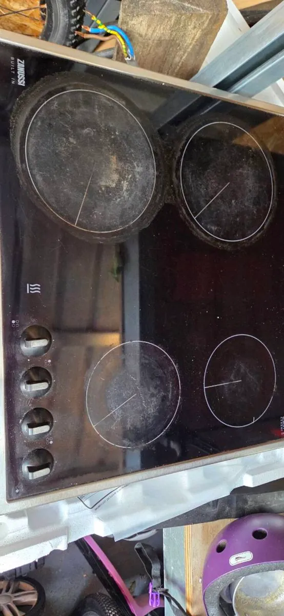 Zanussi electric hob