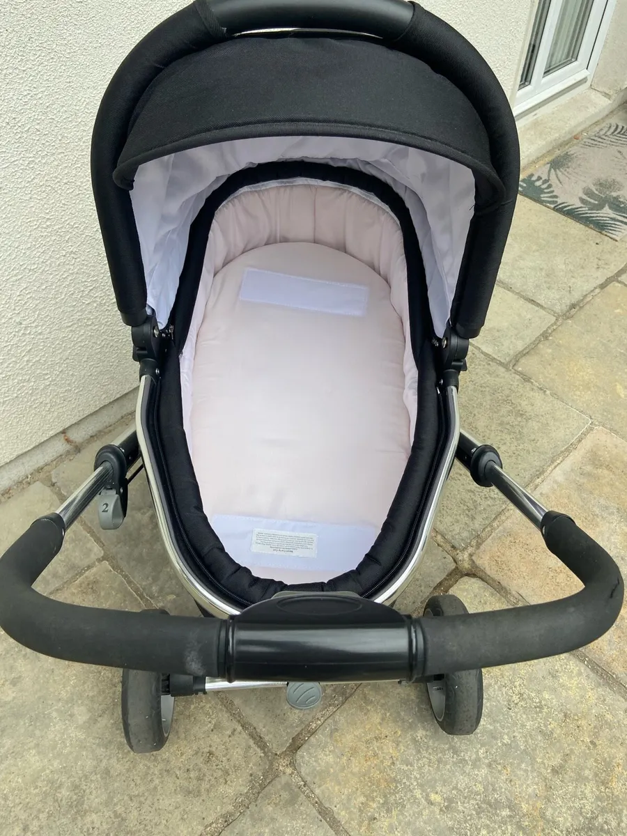 Neyo Carry Cot - Image 3