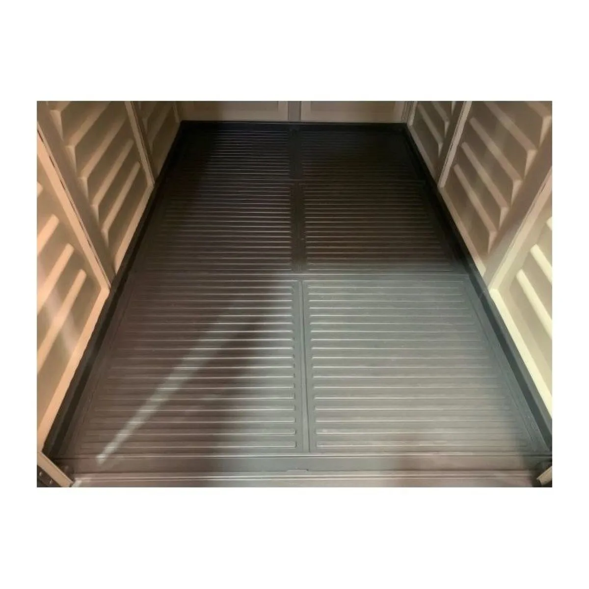 🏡 5x5 YardMate Maintenance Free Garden Sheds - Image 3