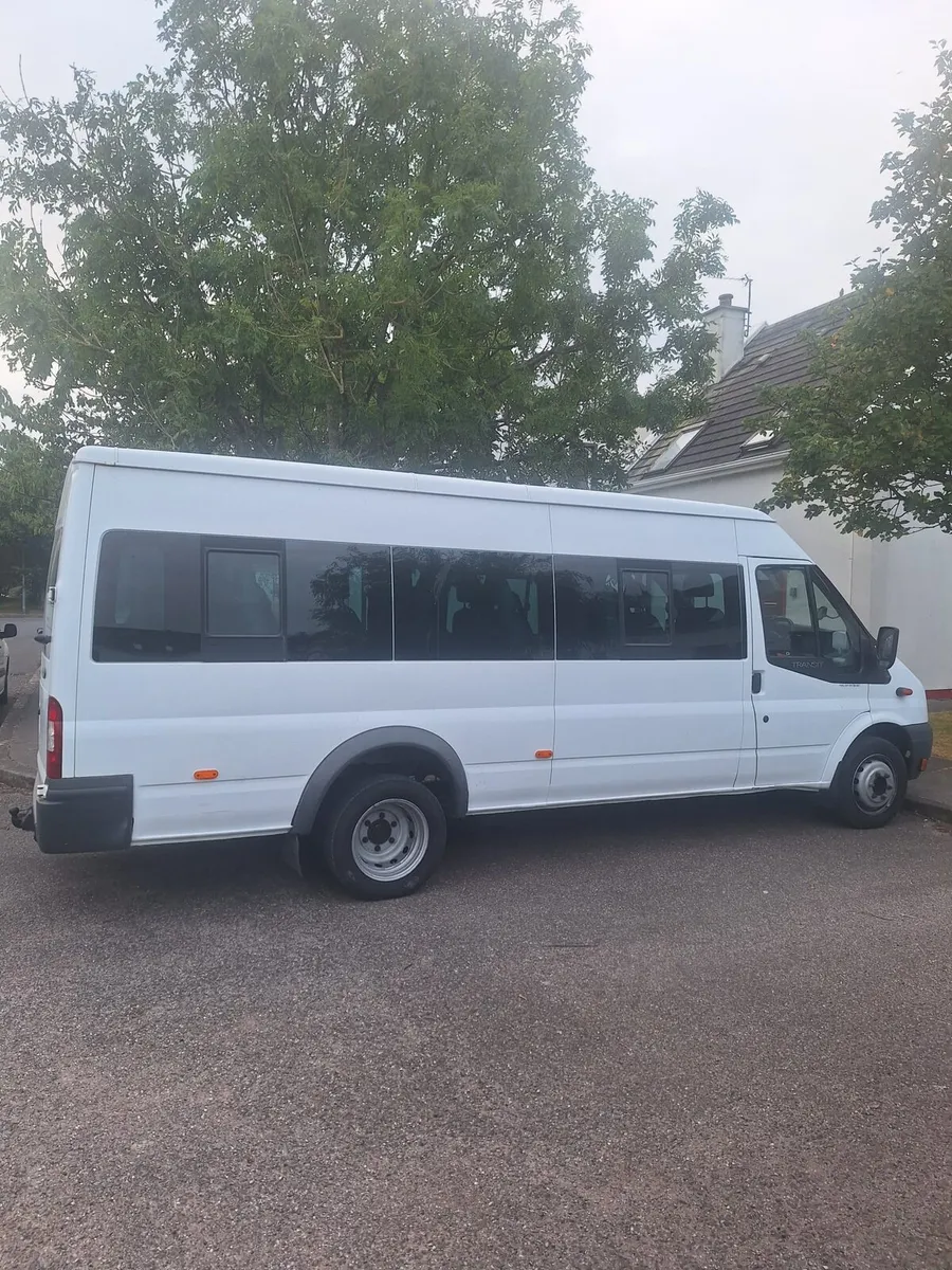 Mini Bus Ford Transit - Image 4