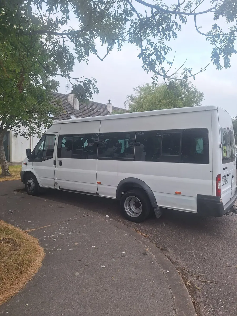 Mini Bus Ford Transit - Image 1