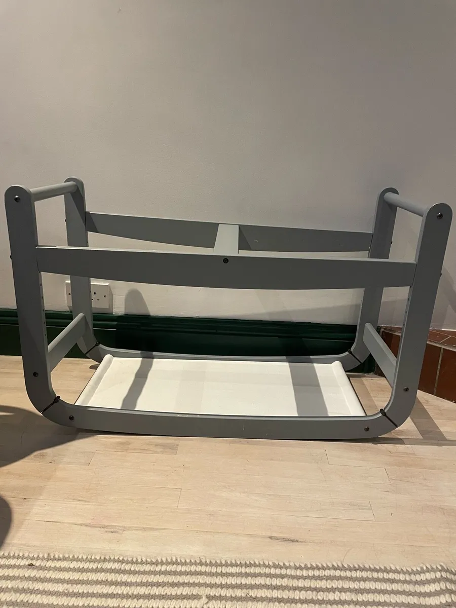 Baby sleep pod and play mats - Image 2