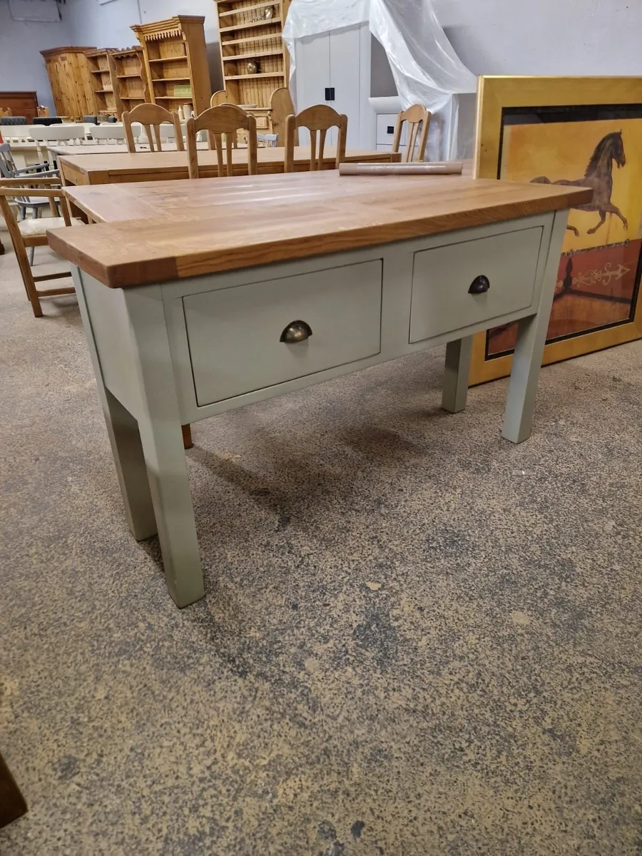 Oak sideboard, f and b grey - Image 2
