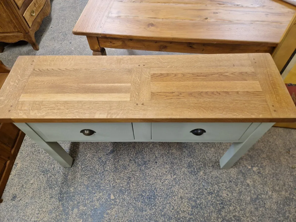 Oak sideboard, f and b grey - Image 3