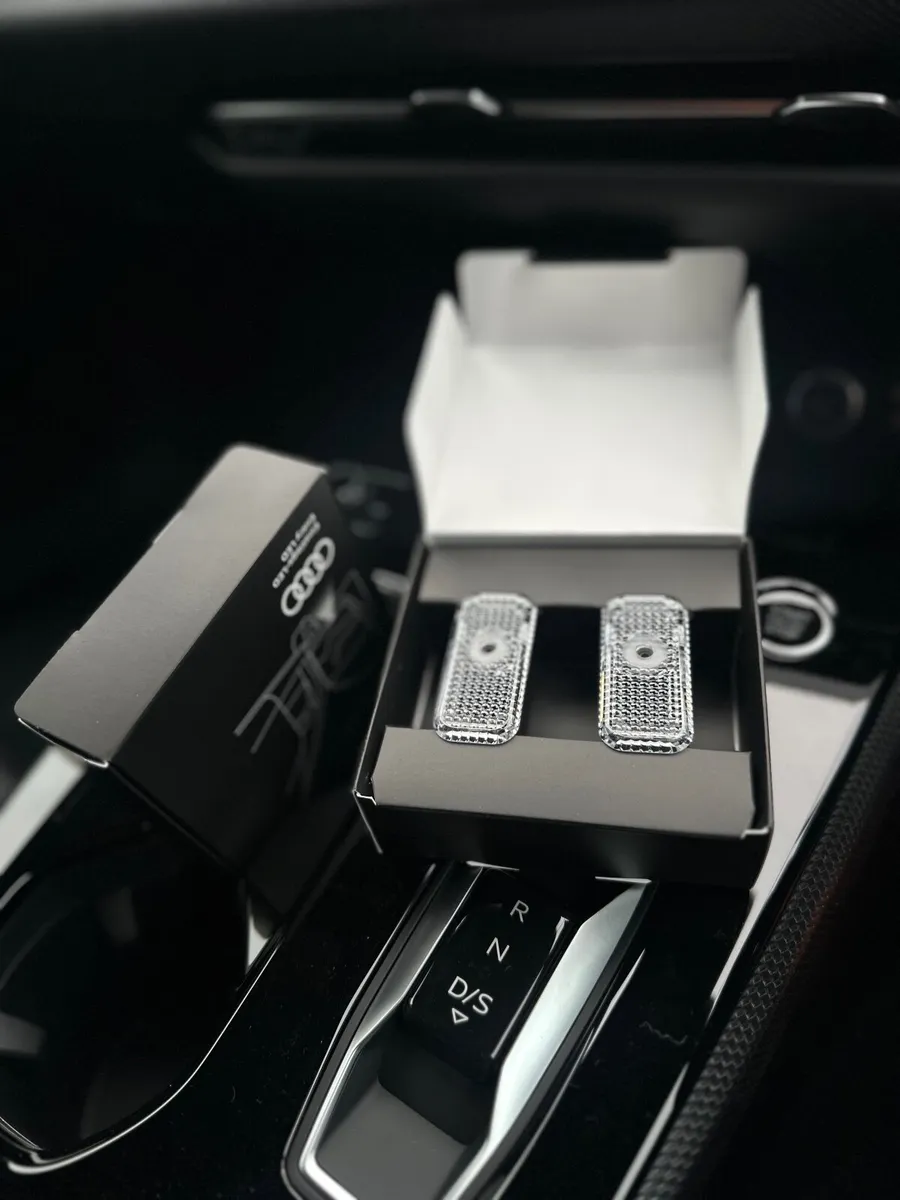 Genuine Audi LED Puddle Lights (4G0.052.133G) new - Image 1