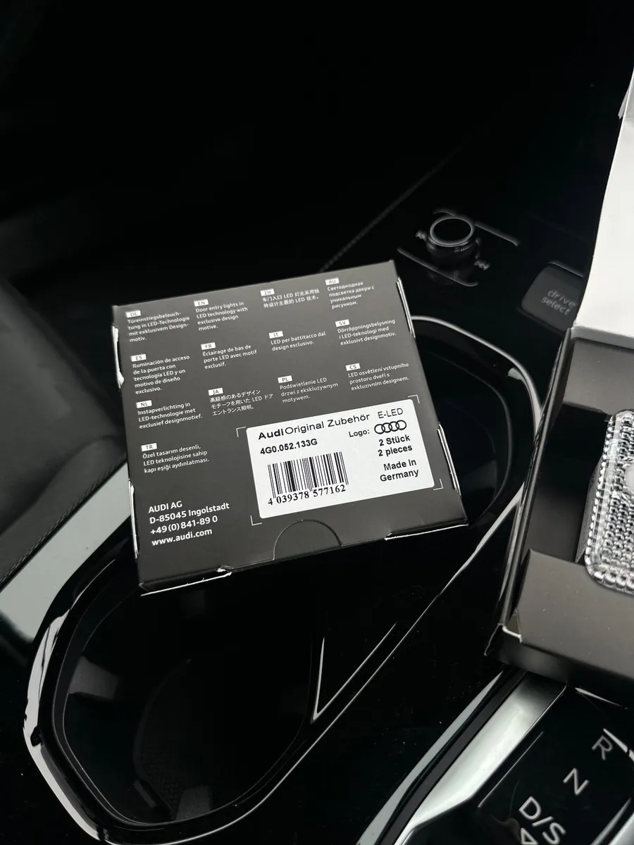 Genuine Audi LED Puddle Lights (4G0.052.133G) new - Image 3