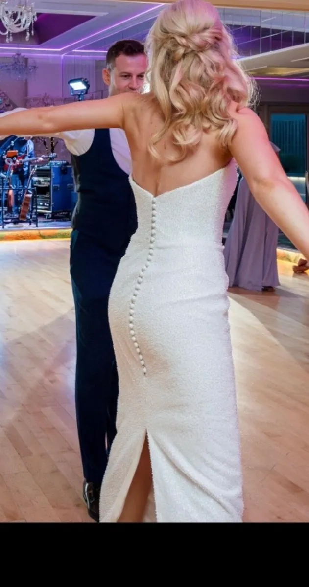Wedding dress - Image 3