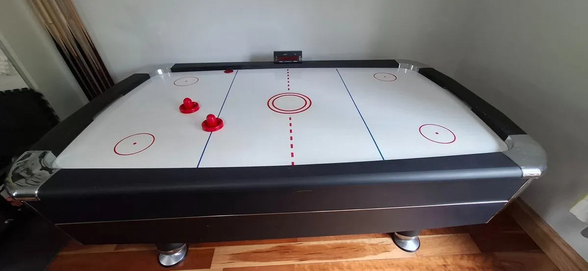 Air Hockey Table - Image 4