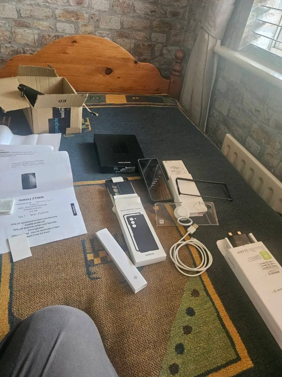 Mobile phone - Image 4
