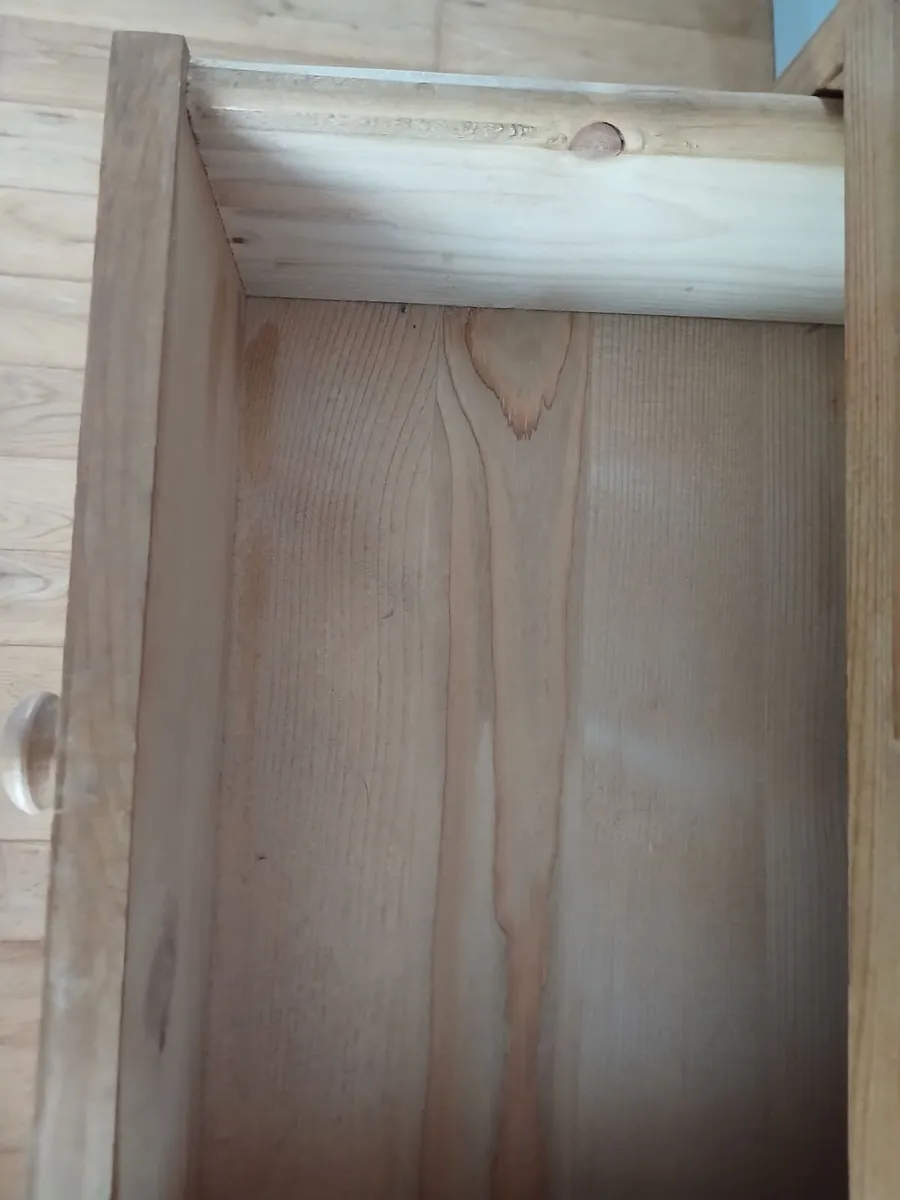 Set of Drawers - Image 2