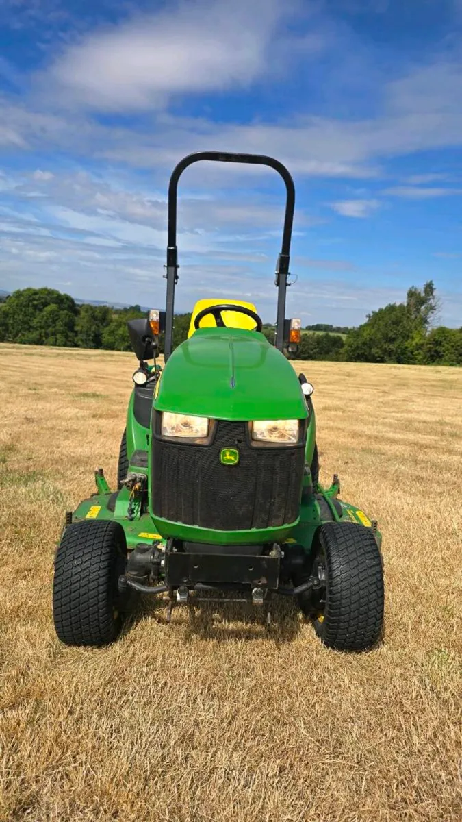 John Deere Compact tractor LOW HOURS - Image 3