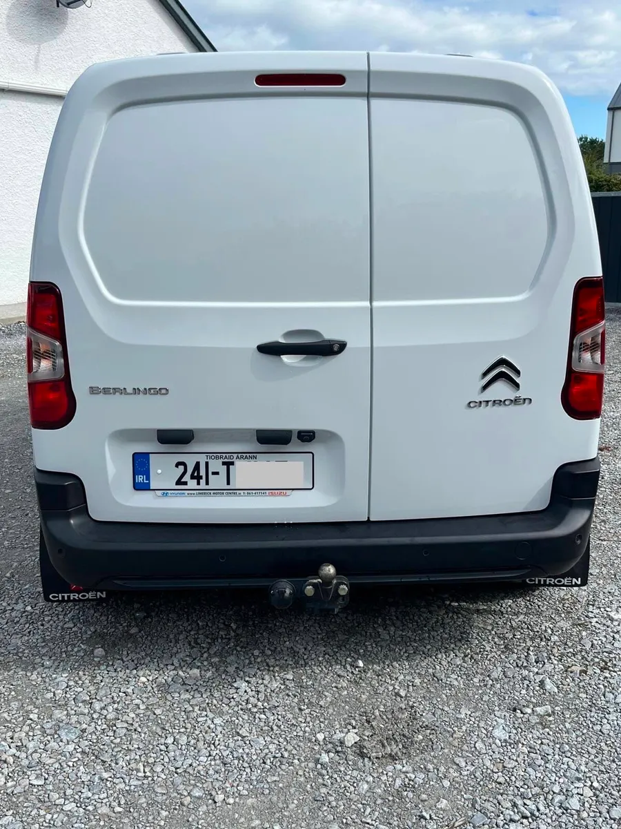 Citreon Berlingo 2024 NO VAT - Image 2