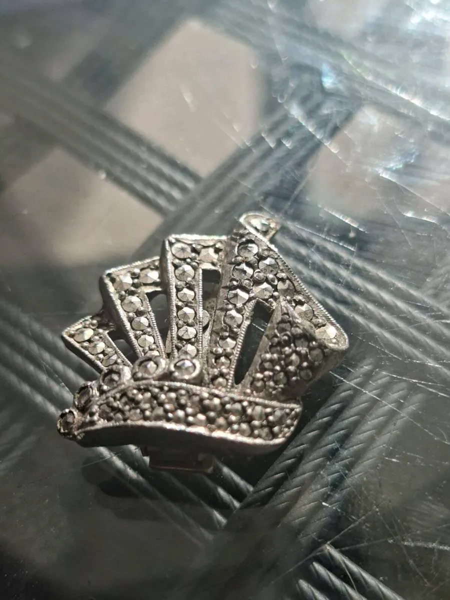Antique Rhinestone & Silver Scarf Clip - Image 2
