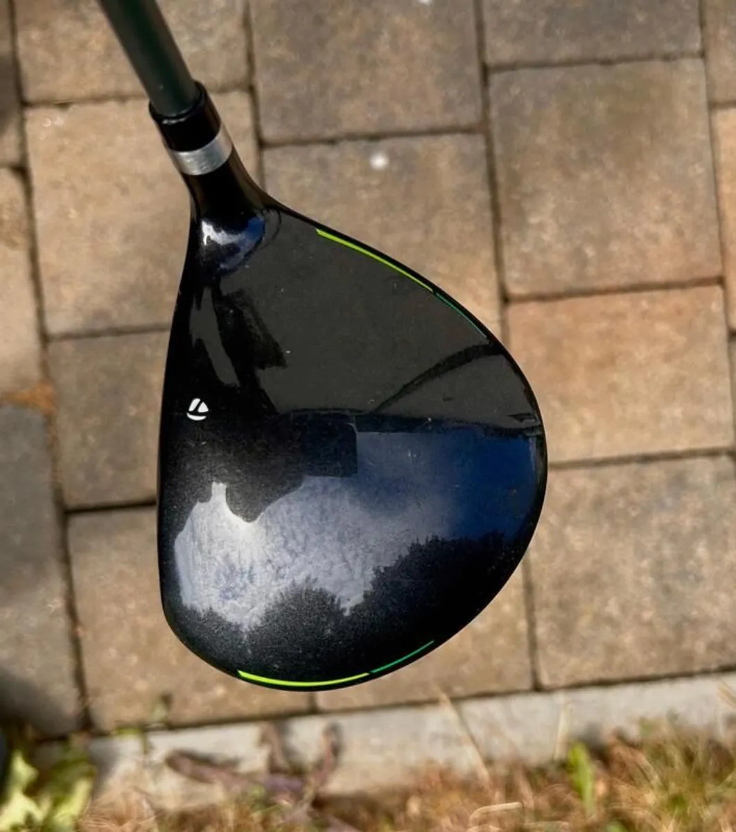 Left TaylorMade RBZ SpeedLite 3 Wood (Fairway Wood) 15 Regular Flex - Image 3