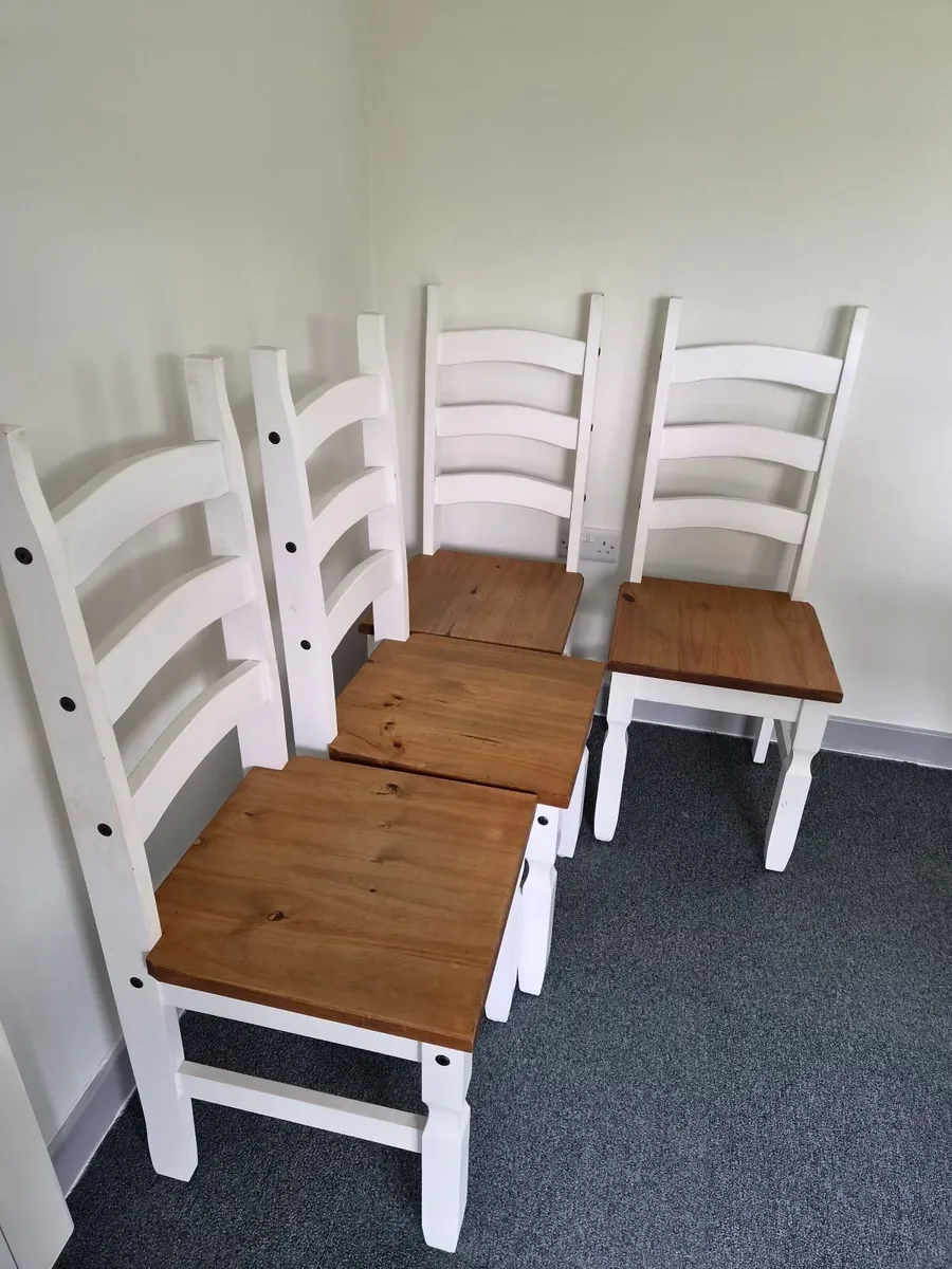 Corona table and 4 chairs - Image 2