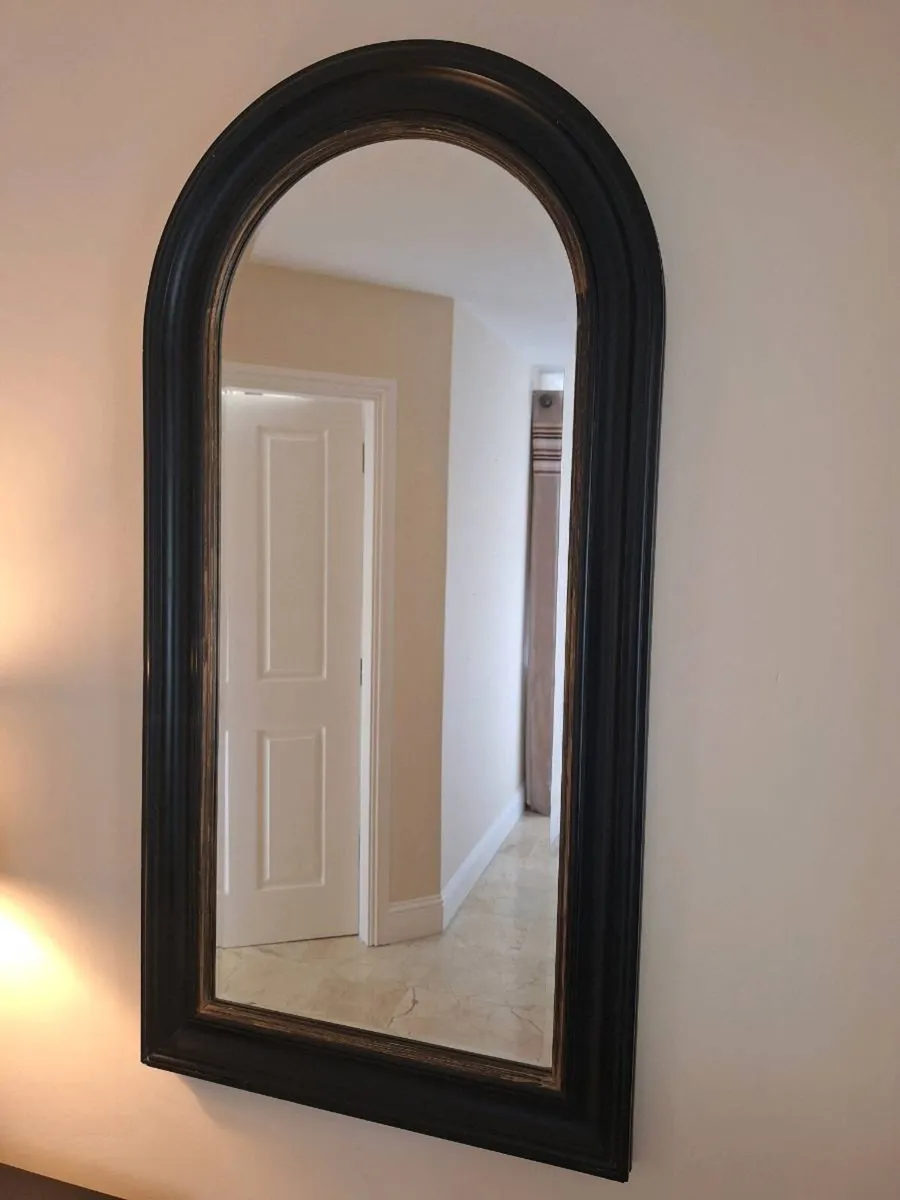 Hall Mirror, Table and Lamp - Image 2