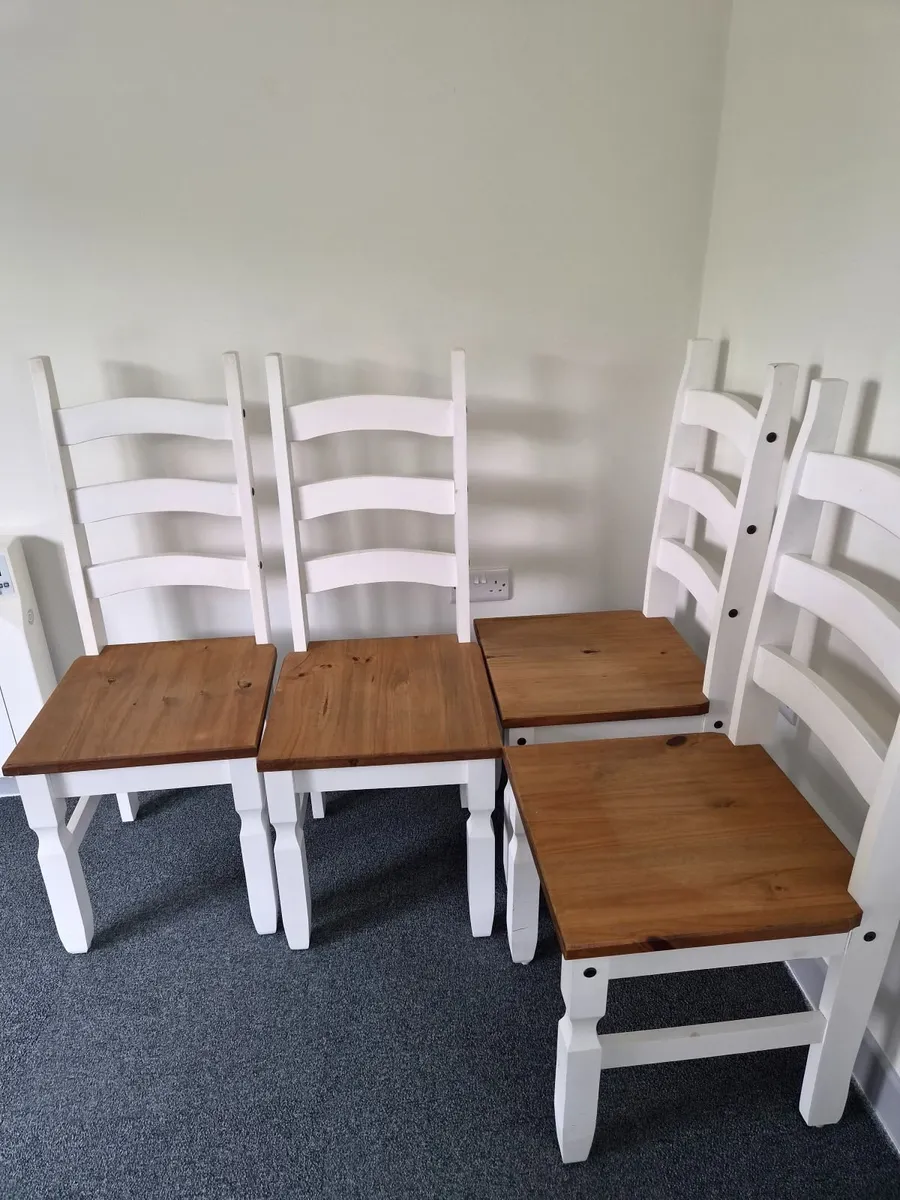 Corona table and 4 chairs - Image 4