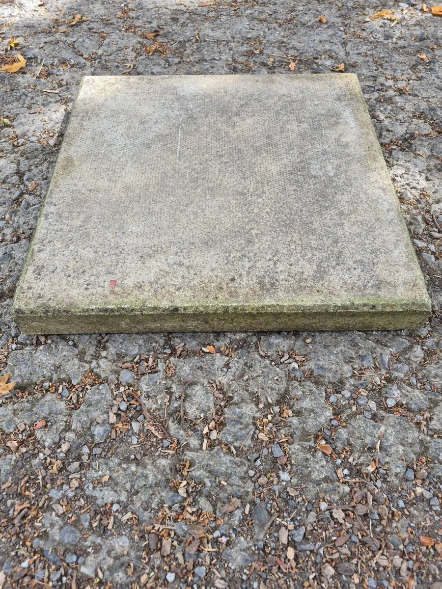 Paving slabs