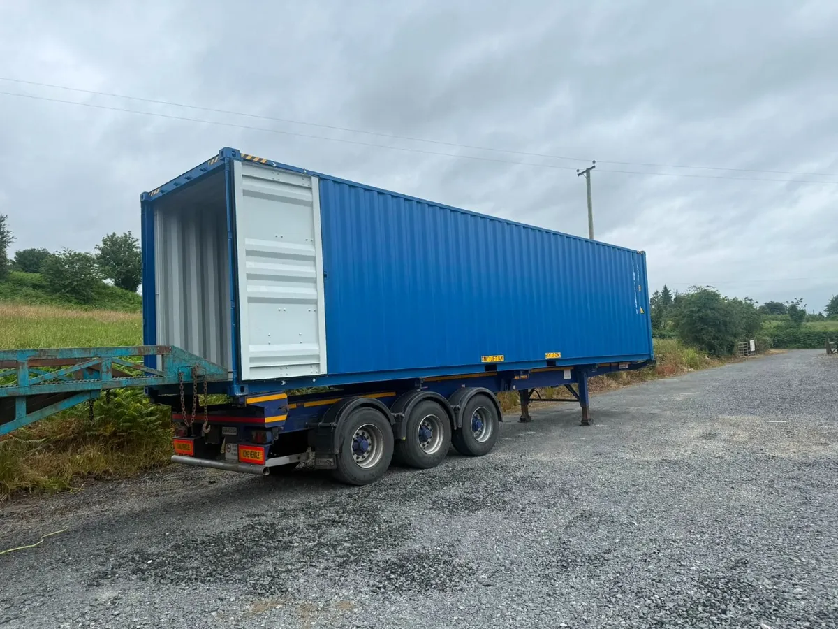 40ft Shipping Containers - Image 1