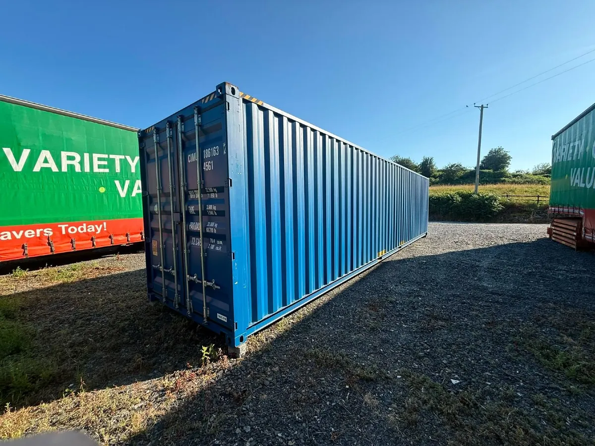 40ft Shipping Containers One Trips - Image 1