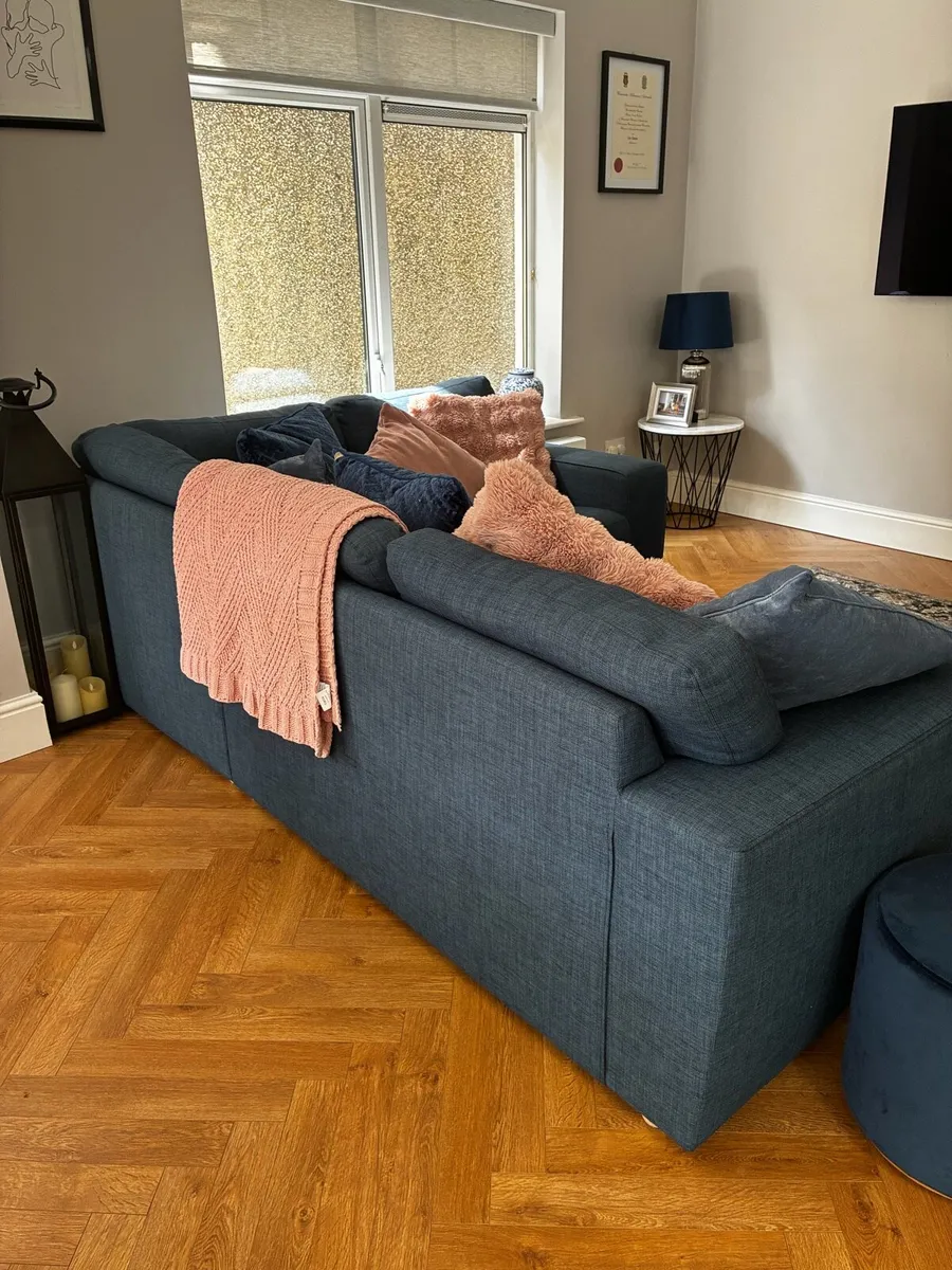 4 seater corner couch - Image 3