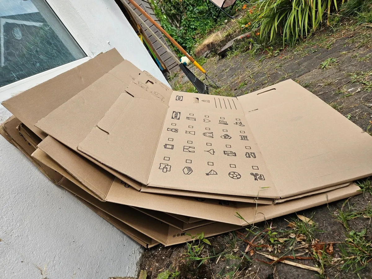 Cardboard boxes - Image 1