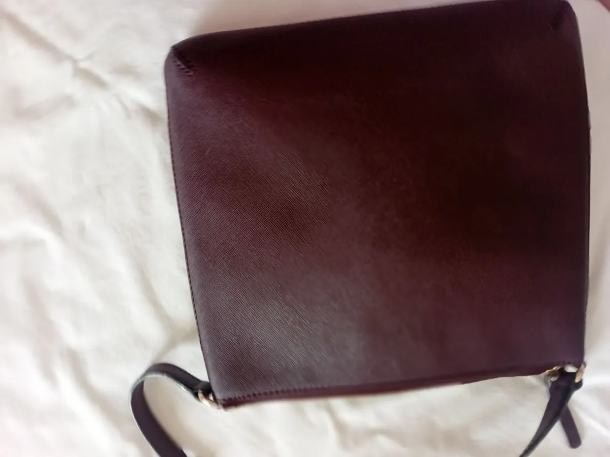 Ladies handbags - Image 2