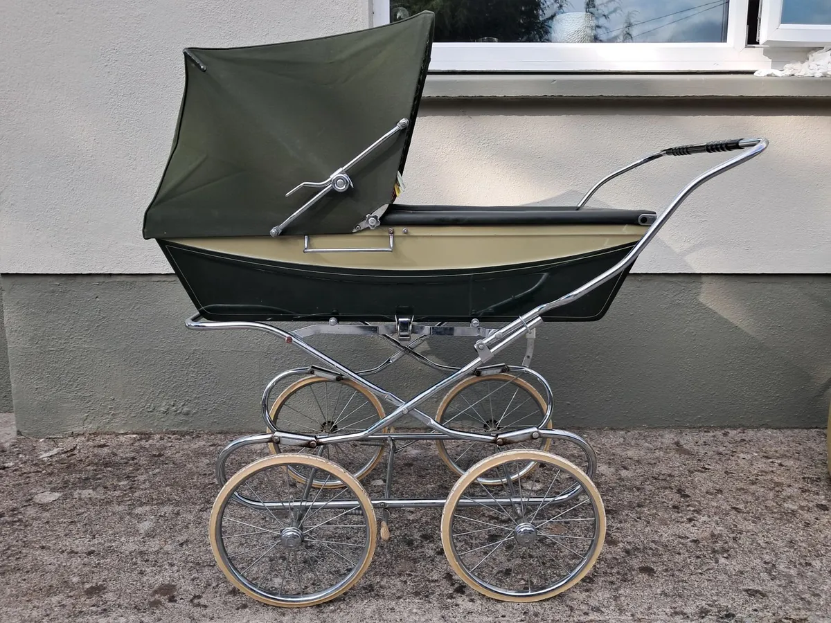 Pram - Image 1