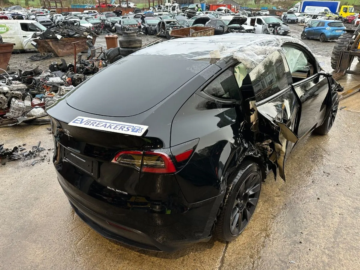 TESLA MODEL Y FOR BREAKING - MULTIPLE IN STOCK - Image 2
